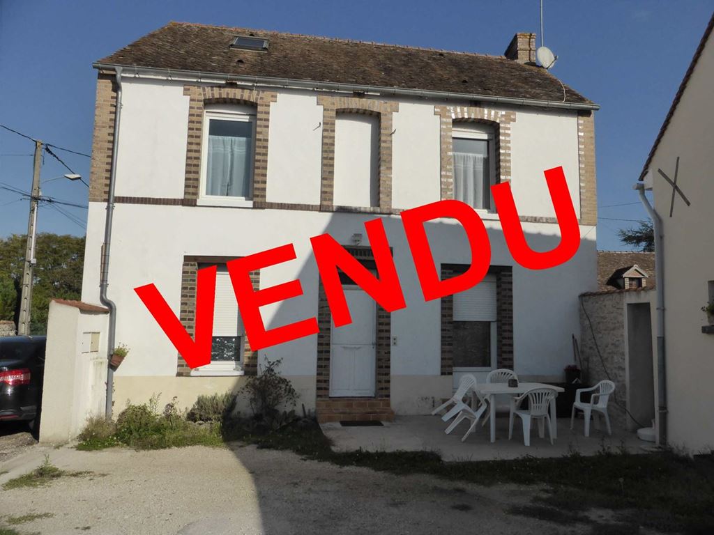 Immeuble DORDIVES (45680) Contact Immobilier